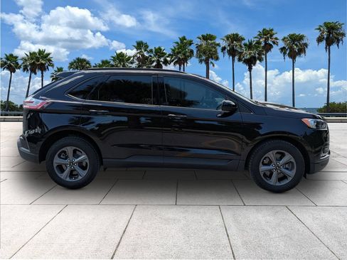 Certified 2024 Ford Edge SEL w/ Sport Appearance Package AWD/4WD image 9