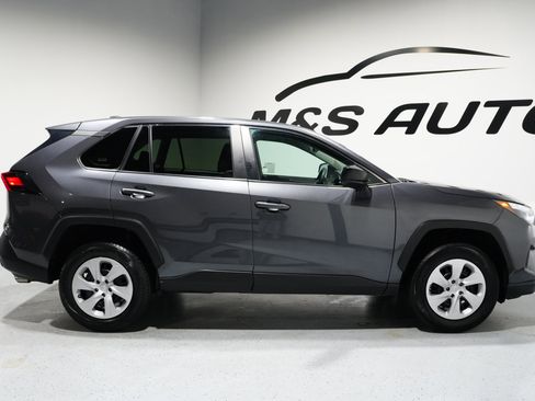 Used 2024 Toyota RAV4 LE image 6