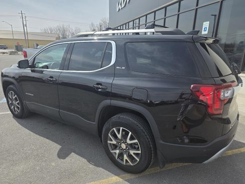 Used 2023 GMC Acadia SLE w/ Driver Convenience Package AWD/4WD image 3