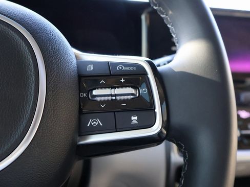 Used 2023 Kia Sorento X-Line EX image 30