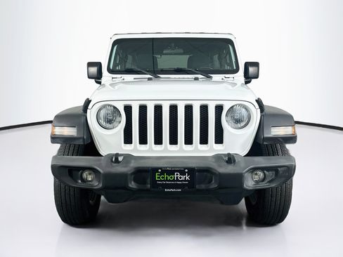 Used 2019 Jeep Wrangler Unlimited Sport S AWD/4WD image 2
