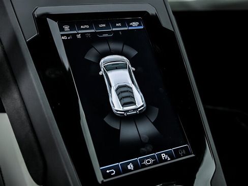 Used 2021 Lamborghini Huracan EVO RWD image 26