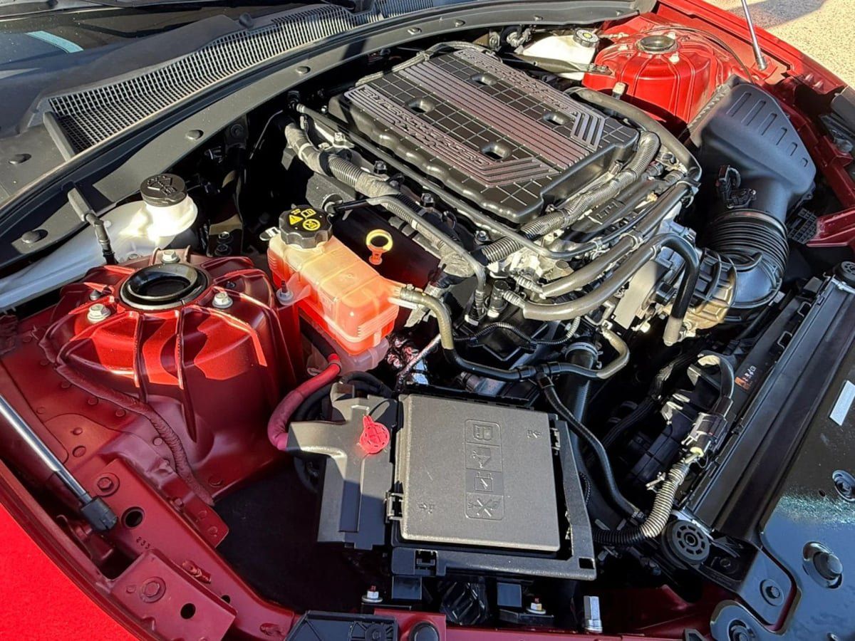 Used 2018 Chevrolet Camaro ZL1 RWD image 24