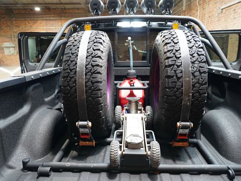 Used 2013 Ford F150 Raptor w/ Luxury Equipment Group image 42