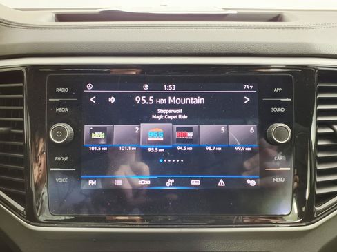 Used 2022 Volkswagen Atlas SE FWD image 18