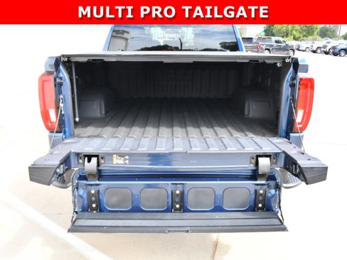 Used 2020 GMC Sierra 1500 SLT w/ Driver Alert Package I RWD image 10