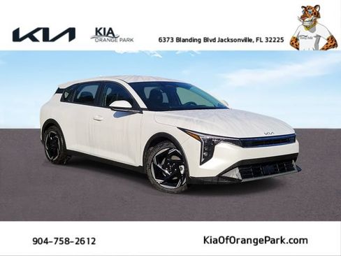 New 2026 Kia K4 EX FWD image 1