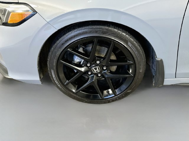 Used 2025 Honda Civic Sport image 12