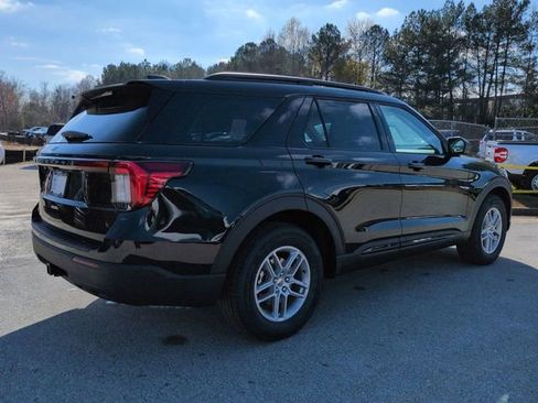 New 2026 Ford Explorer Active image 4