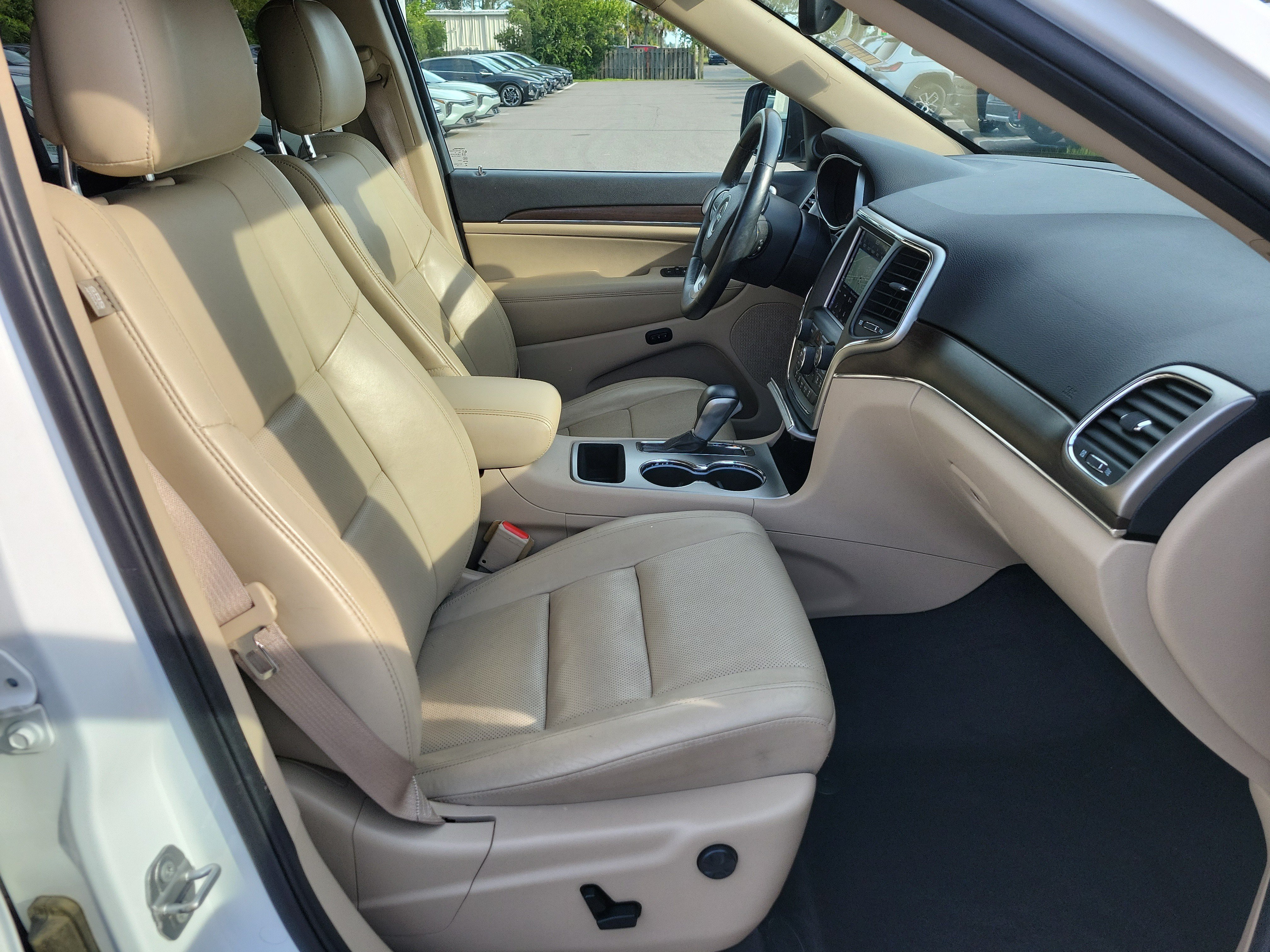 Used 2018 Jeep Grand Cherokee Limited w/ Luxury Group II RWD image 7