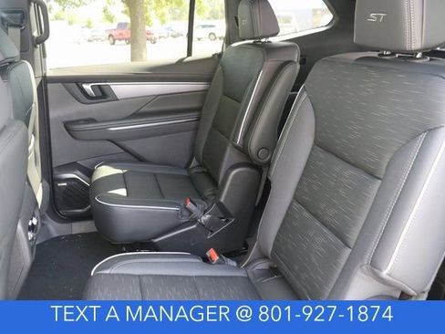 New 2026 Buick Enclave Sport Touring w/ Power Package image 17