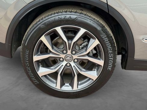 Used 2024 Acura MDX w/ Technology Package AWD/4WD image 8
