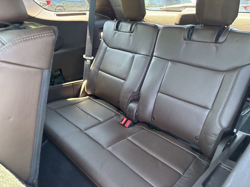 Used 2022 Ford Explorer King Ranch w/ Premium Technology Package image 31