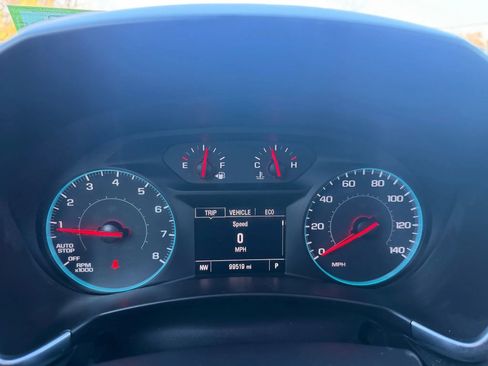 Used 2018 Chevrolet Equinox LT image 10