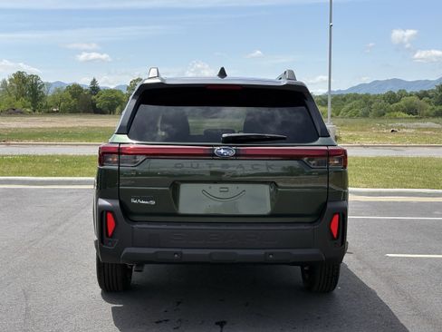 New 2026 Subaru Outback Premium AWD/4WD image 8