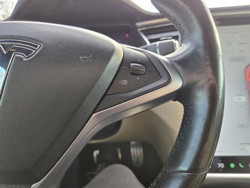Used 2015 Tesla Model S P90D image 28