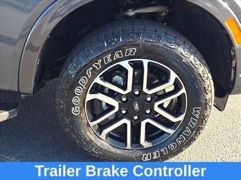 Used 2024 Ford Ranger Lariat w/ FX4 Off-Road Package image 32