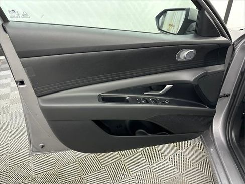 New 2026 Hyundai Elantra SE w/ Cargo Package image 10