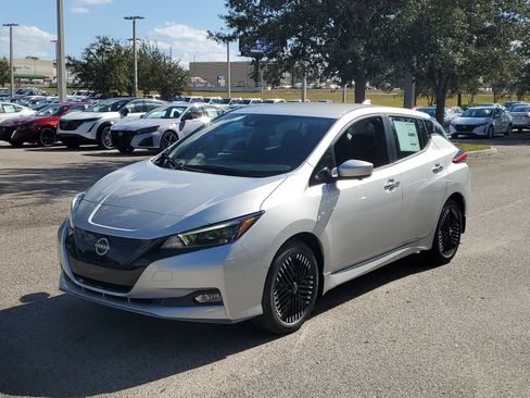 New 2025 Nissan Leaf SV Plus image 20