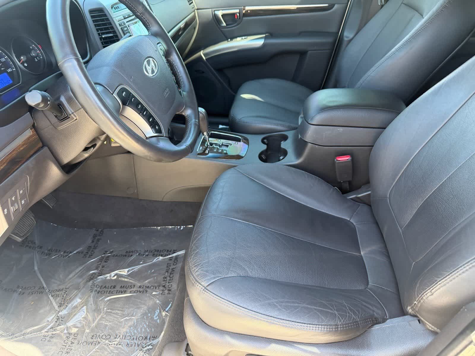 Used 2011 Hyundai Santa Fe Limited FWD image 13