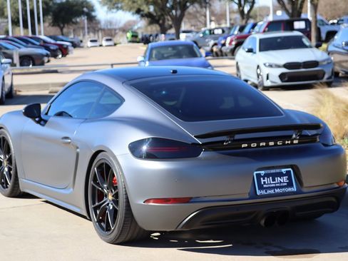 Used 2017 Porsche 718 Cayman image 8