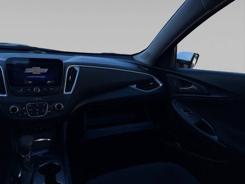 Used 2024 Chevrolet Malibu LT image 10