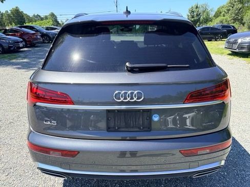 Used 2023 Audi Q5 2.0T Premium w/ Convenience Package AWD/4WD image 4