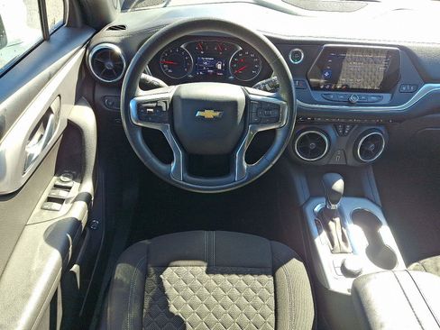 Used 2022 Chevrolet Blazer LT image 11