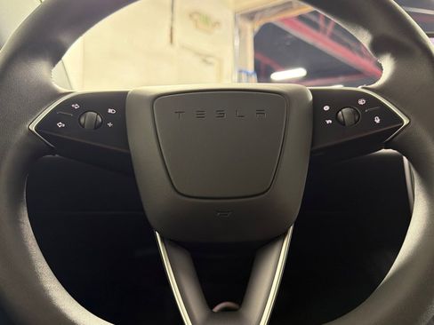 Used 2025 Tesla Model 3 Long Range image 21