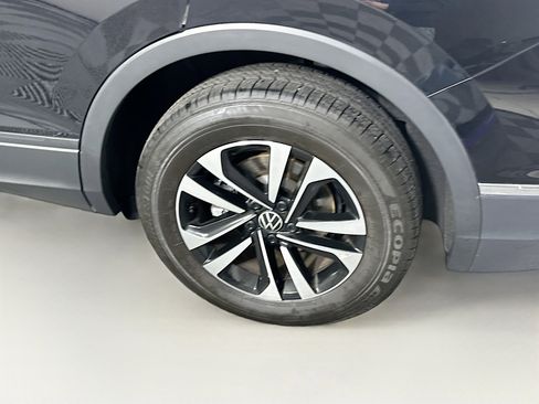 Used 2024 Volkswagen Tiguan S image 11