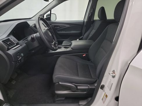 Certified 2024 Honda Ridgeline Sport image 12