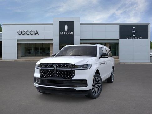 New 2026 Lincoln Navigator L Black Label AWD/4WD image 2