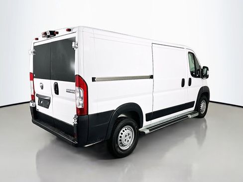 Used 2025 RAM ProMaster 2500 w/ U-Haul Equipment Group FWD image 7