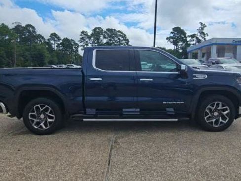 Certified 2023 GMC Sierra 1500 SLT RWD image 9