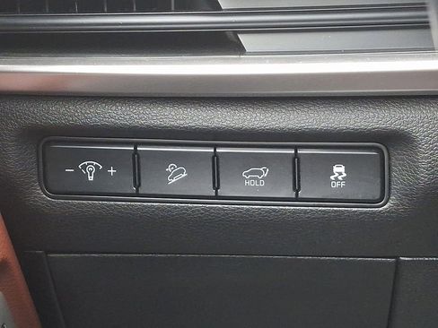 Used 2023 Kia Telluride EX w/ EX Captain's Chair Package FWD image 27
