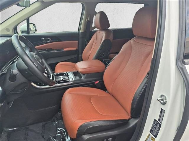 Used 2024 Kia Carnival SX Prestige FWD image 17
