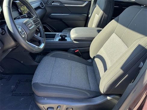 Certified 2025 GMC Acadia Elevation image 15