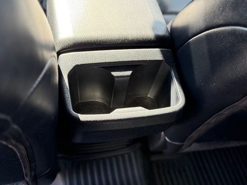 Used 2019 Toyota Tacoma Limited image 6