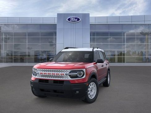 New 2025 Ford Bronco Sport Heritage w/ Convenience Package AWD/4WD image 2