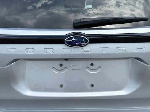 Used 2026 Subaru Forester Premium AWD/4WD image 11