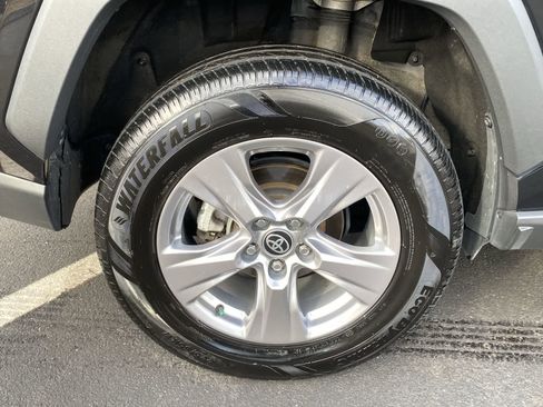 Used 2023 Toyota RAV4 XLE image 19