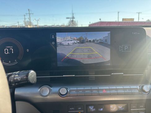 Used 2025 Hyundai Kona SEL image 17