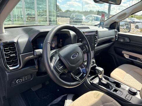 Used 2025 Ford Ranger XLT w/ Equipment Group 301A High AWD/4WD image 14