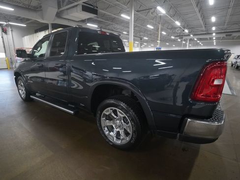 Used 2025 RAM 1500 Big Horn AWD/4WD image 32