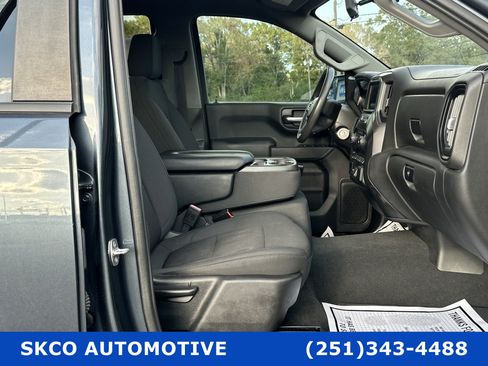 Used 2021 Chevrolet Silverado 1500 Custom image 13