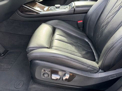 Used 2023 BMW X7 xDrive40i image 38