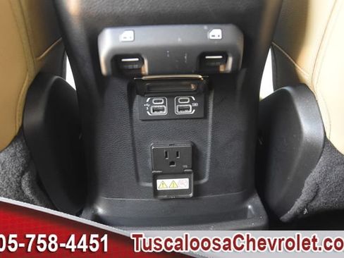Used 2018 Jeep Wrangler Unlimited Sahara AWD/4WD image 22