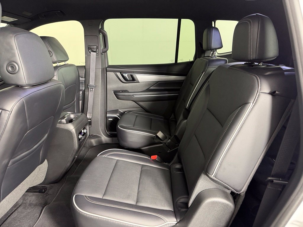 Used 2026 Buick Enclave Preferred FWD image 19