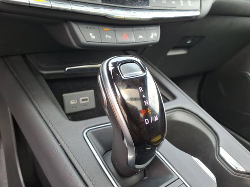 Used 2023 Cadillac XT4 Sport w/ Technology Package AWD/4WD image 30