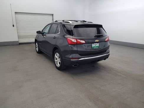 Used 2019 Chevrolet Equinox LT w/ Sun & Navigation Package AWD/4WD image 5